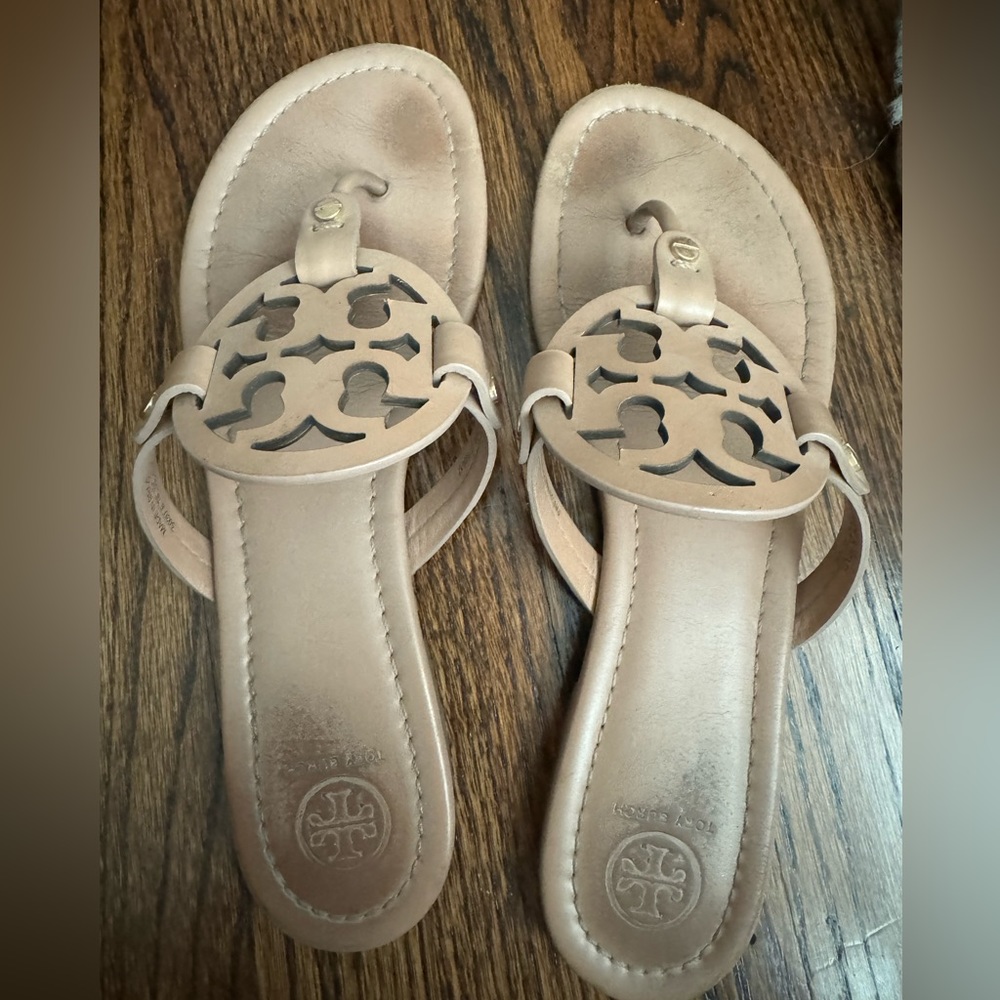 Tory Burch beige sandal, size 10